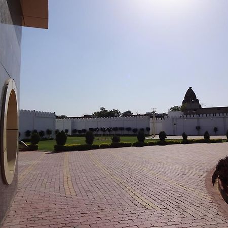 Hardik Resort Orchha Exteriör bild