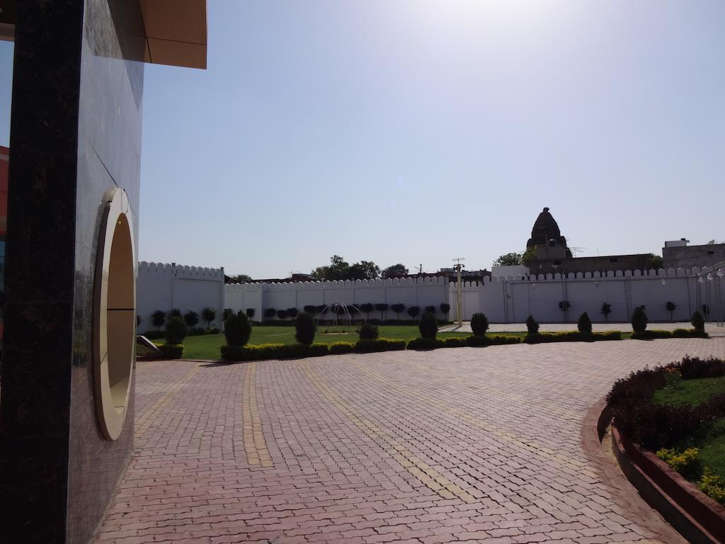 Hardik Resort Orchha Exteriör bild